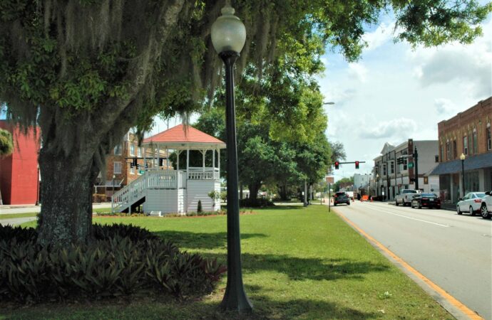 Avon Park, FL - Florida Coast Impact Resistant Windows and Doors