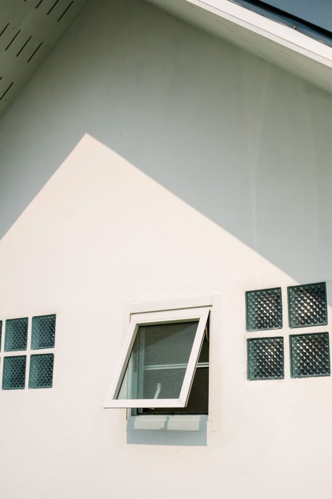 Awning Windows - Florida Coast Impact Resistant Windows and Doors