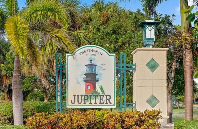 Jupiter Island, FL - Florida Coast Impact Resistant Windows and Doors