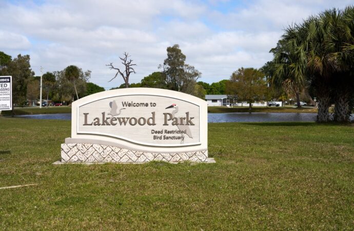 Lakewood Park, FL - Florida Coast Impact Resistant Windows and Doors