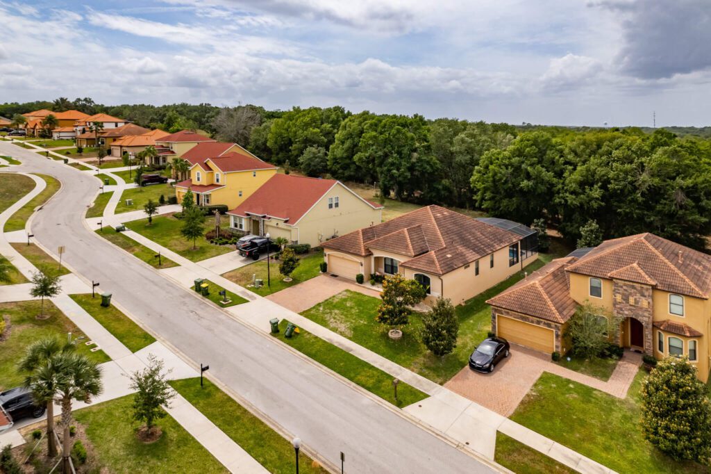 Leesburg, FL - Florida Coast Impact Resistant Windows and Doors