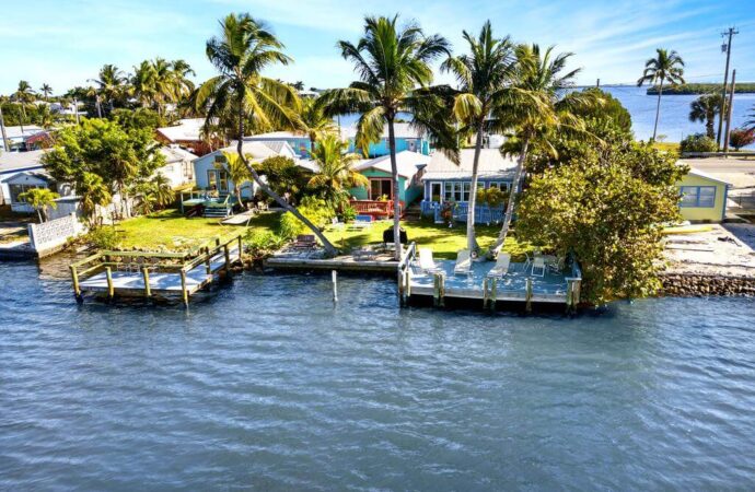 Pine Island, FL - Florida Coast Impact Resistant Windows and Doors