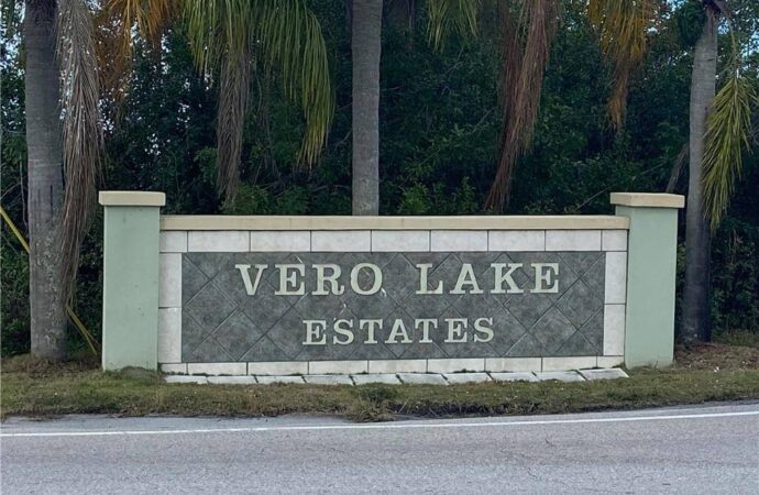 Vero Lake Estates, FL - Florida Coast Impact Resistant Windows and Doors